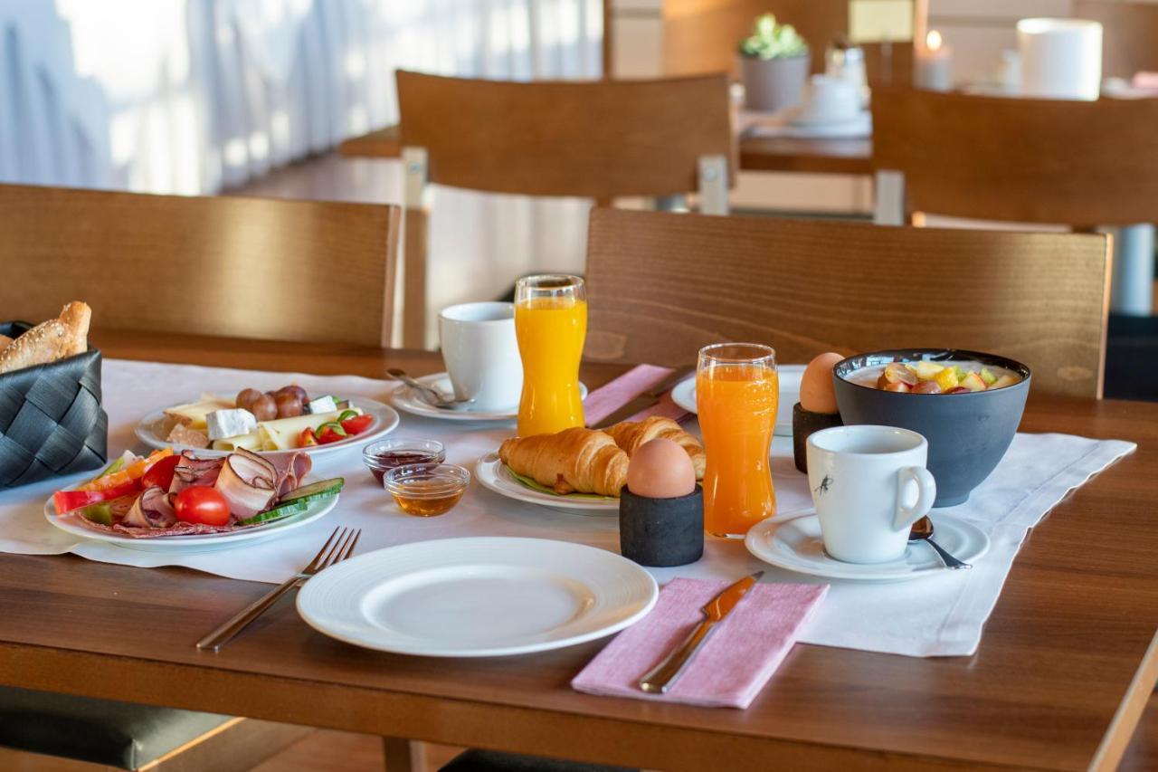 Vitalhotel Quellengarten - Bed & Breakfast Lingenau Eksteriør billede
